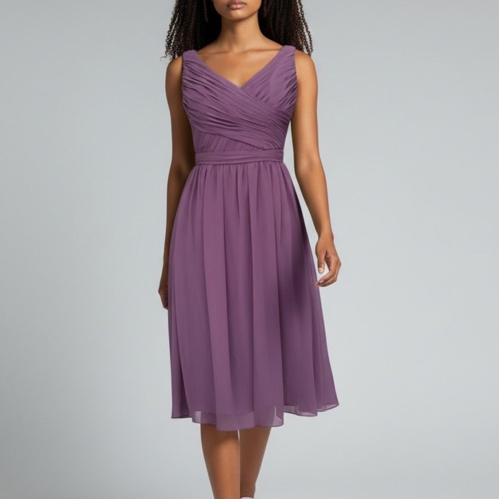 David's Bridal Wisteria Short Bridesmaid Dress in Size 2